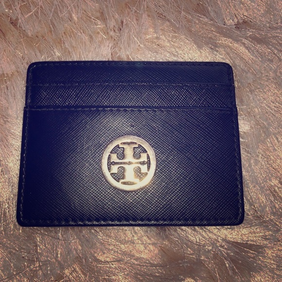 Tory Burch Handbags - TORY BURCH ROBINSON SLIM LEATHER CARD CASE